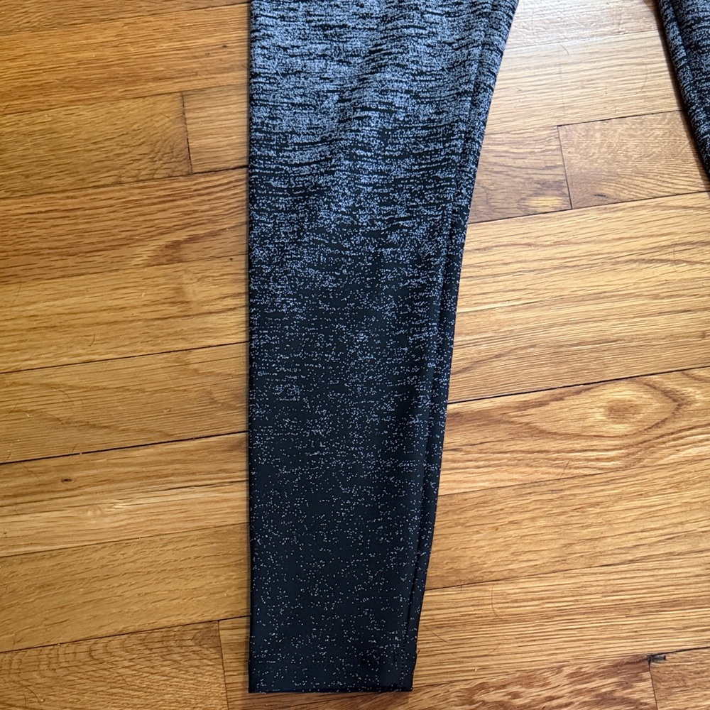 LOYDA MAY BUNDLE # 2- 6 items -Bliss High-Waisted Ombre Gray Leggings - - Picture 5 of 10
